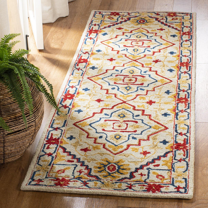 Vahakn Hand Tufted Wool Oriental Rug, Runner 2'3" x 7'