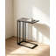 Table de bout en forme de C pour canapé-lit coulissant sous le canapé, table d'appoint Skinny pour les petits espaces, table à collation moderne, salon et chambre à coucher