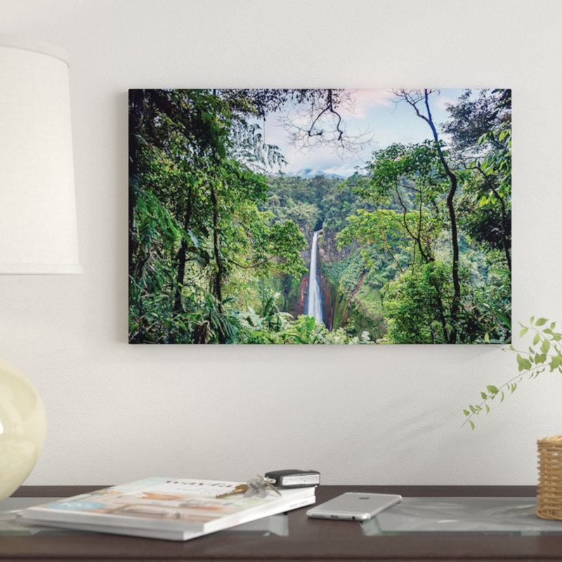 « toro cascade, costa rica » par matteo colombo, impression sur toile, H 8 po x l 12 po x P 0,75 po, Toile tendue