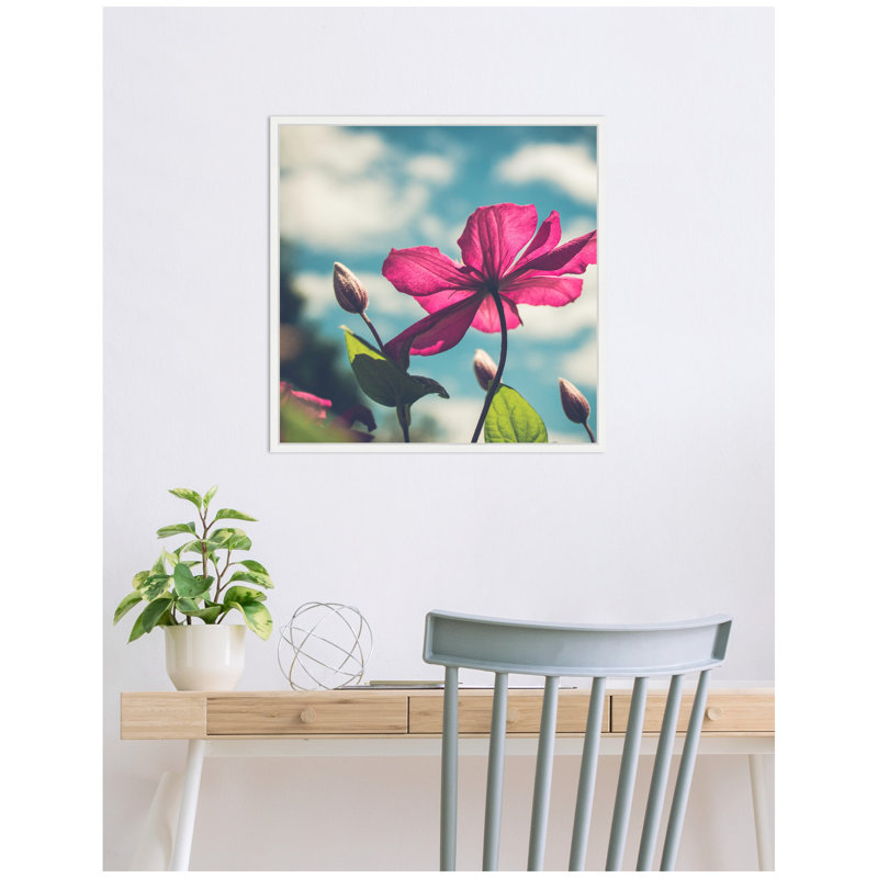 « Flower in the Sky » de Stephanie Klatt – Reproduction sur toile encadrée