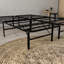 Base en acier à plateforme simple avec abat-jour noir - supporte 2 000 lb, hauteur de 14 po, installation d'outils pour la hauteur du lit, assemblage