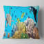 Coussin décoratif avec des créatures en mer sous l’eau-29828357-29854966