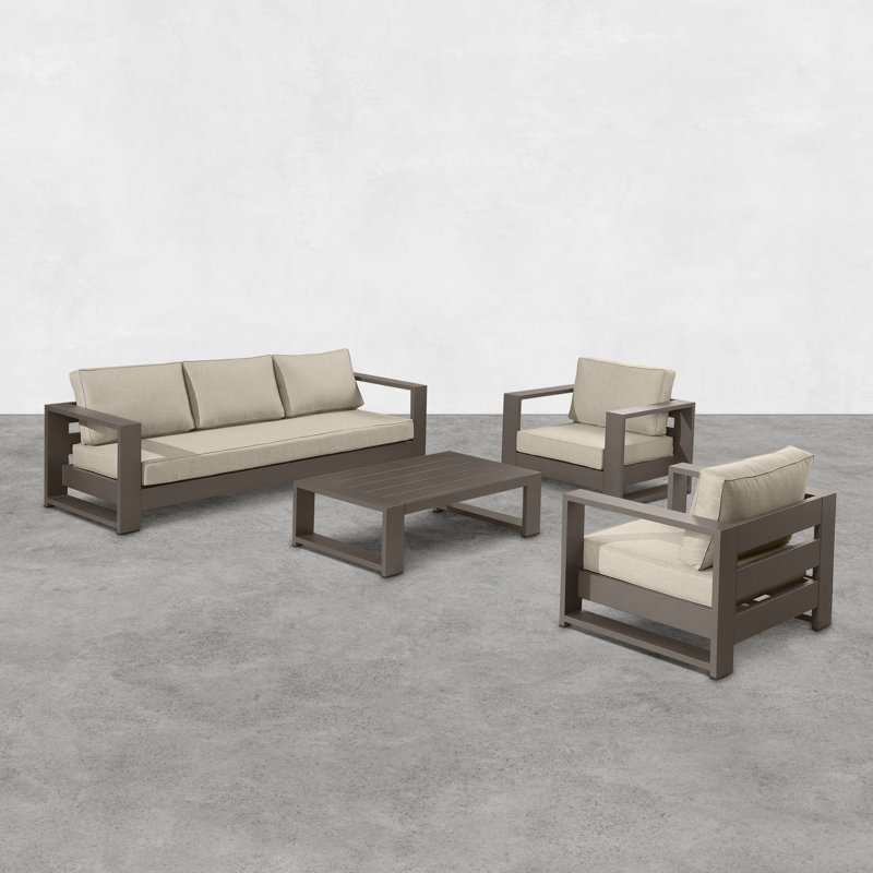 Ensemble de conversation d'extérieur en aluminium avec table de bout Hoyt, 4 Pcs: Coffee Table, 1 Sofa, 2 Chairs, Kaki