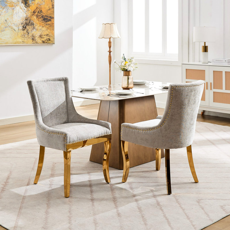 American Design de 2 chaises de salle à manger en chenille beige, rembourrées de tissu de teinture et grattoir 2, garniture de rivets texturés
