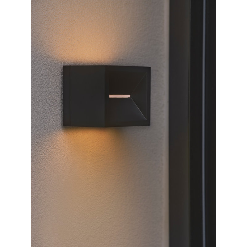 Outdoor Sconce