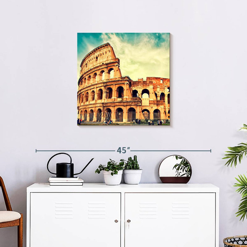 Nicci Great Colosseum