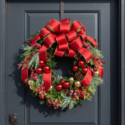 Johnavan Faux Evergreen 32'' Holiday Wreath