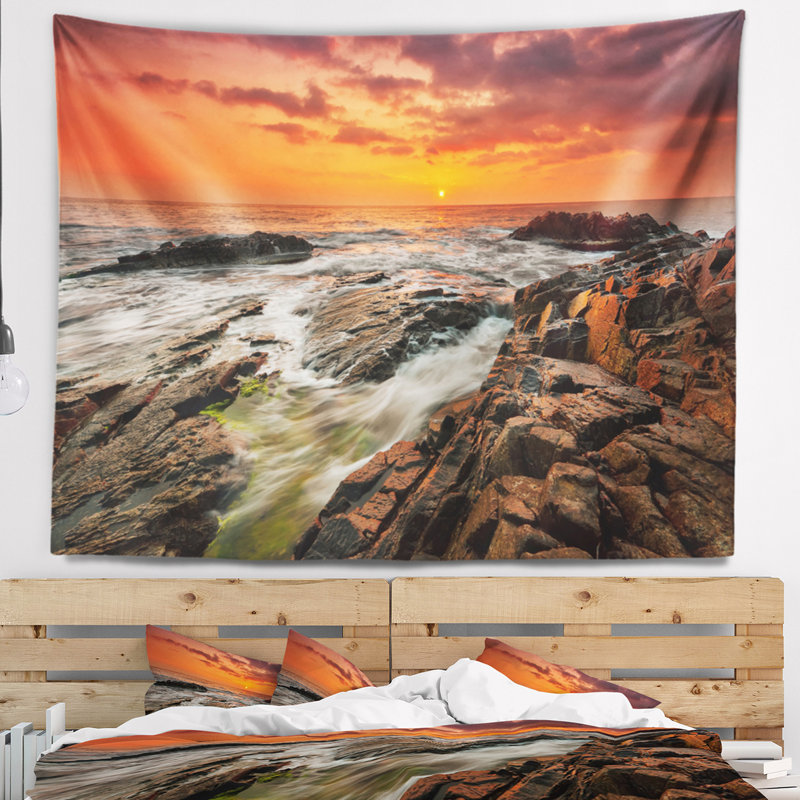 Tapisserie sur la plage, H 50 po x l 60 po