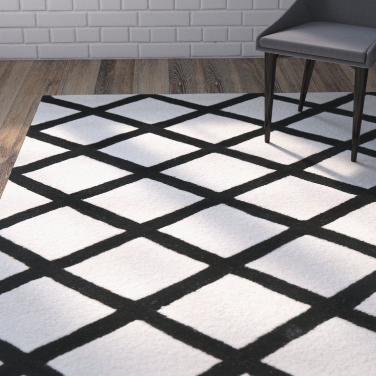 Teresita Hand Tufted Wool Geometric Rug