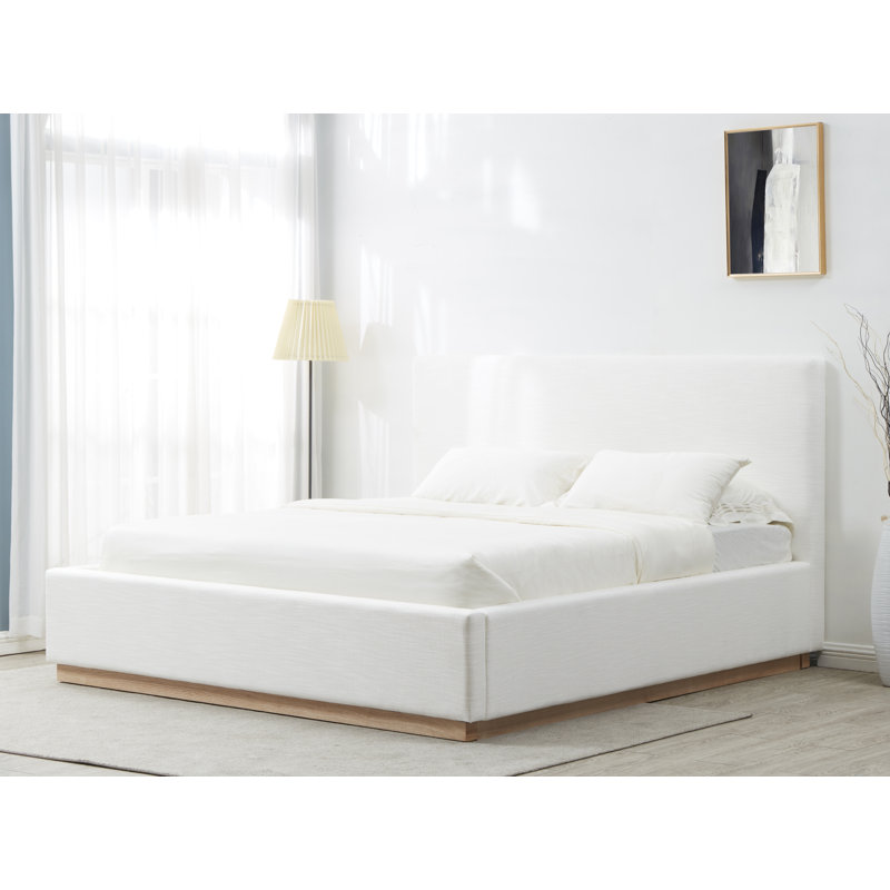 Pippin Chenille Bed , King, White