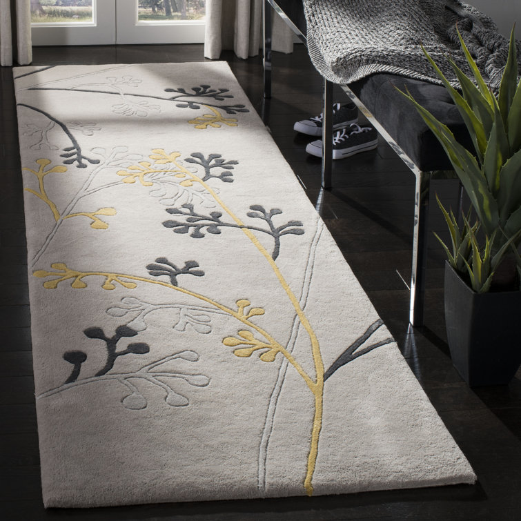 Soho Hand Tufted Wool Floral Rug