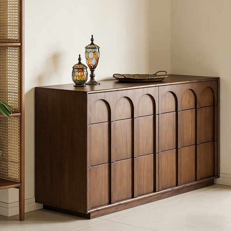 Commode rétro de style français
