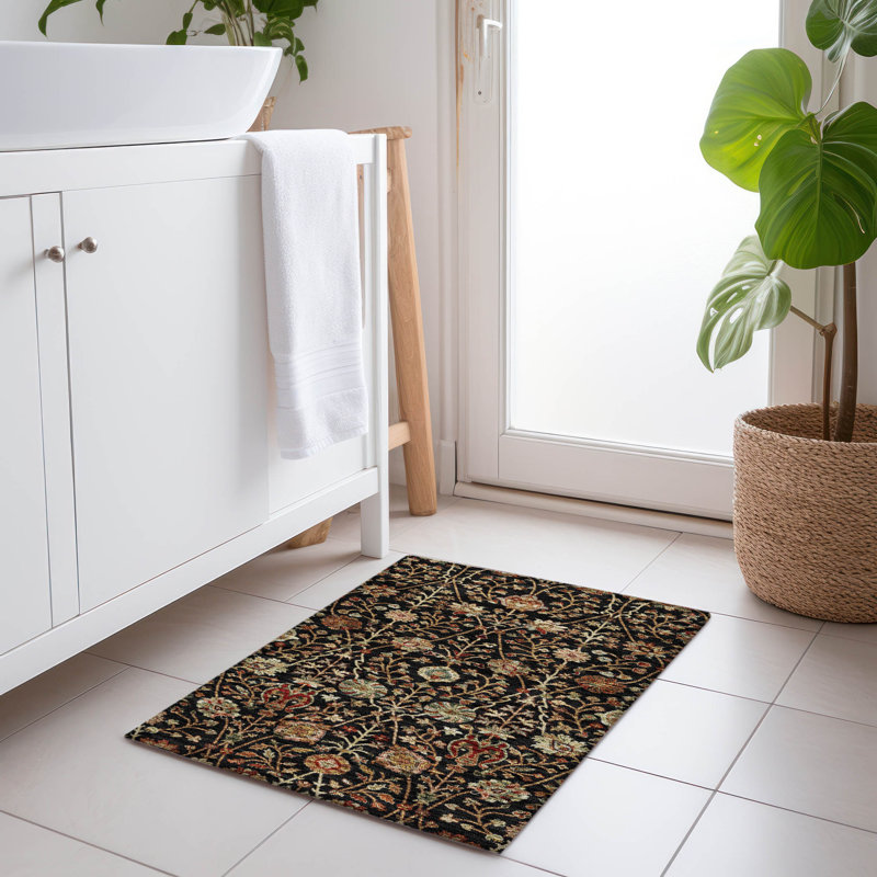 Tapis Chayil avec envers antidérapant, Rectangle 1 pi 8 po x 2 pi 6 po