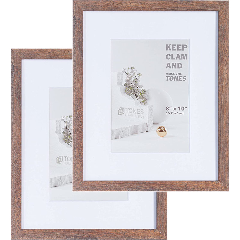 Cadre photo Niambh Latitude Run® 8,5 x 11 po, affiche murale en bois de chêne et plateau de table avec drap plexi (paquet de 2 sans passe-partout)