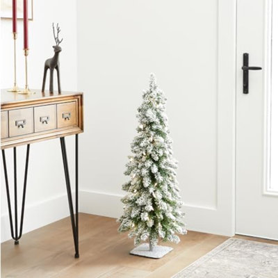 Mini sapin de Noël artificiel pré-éclairé | Comprend des lumières blanches pré-enfilées | Snowree Downswept - 3 pi