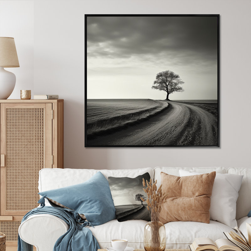 Scandinavian Tranquility Scenery, photographie sur toile II, Cadre flottant noir, H 36 po x l 36 po