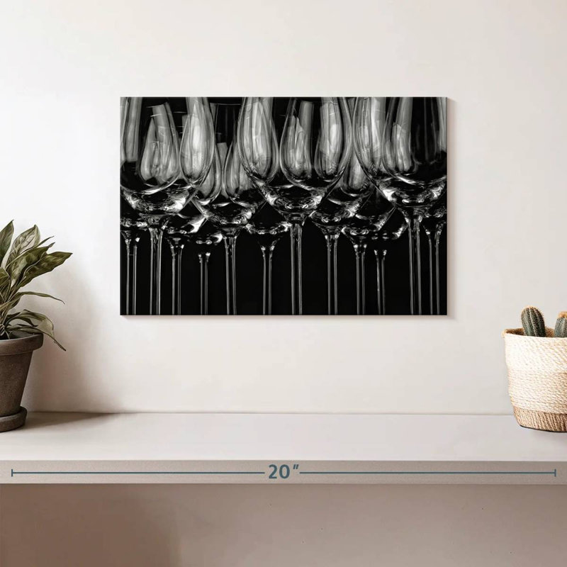 Senne Wine Glasses, 8" H x 12" W