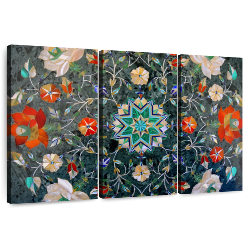 Fleur mosaïque Kerner, H 48 po x l 74 po