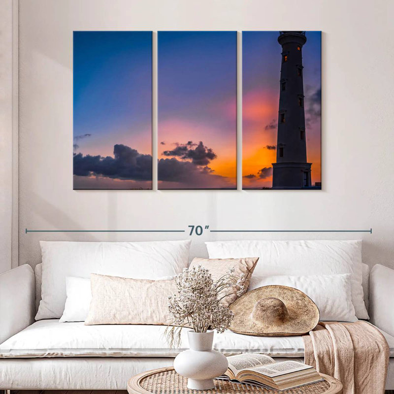 Silhouette du phare d'Aletra en Californie, H 32 po x l 50 po