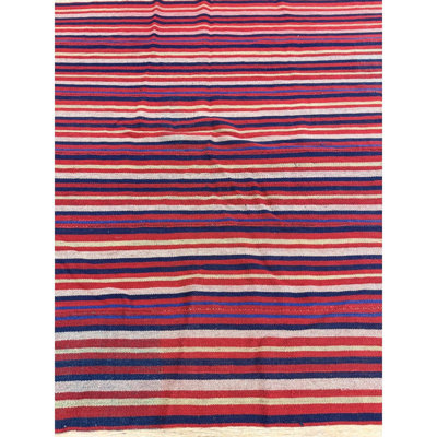 Tapis turc Kilim tissé à plat en laine, petit modèle 160 x 183 cm, multicolore, à motifs géométriques, de style moderne du milieu du siècle.
