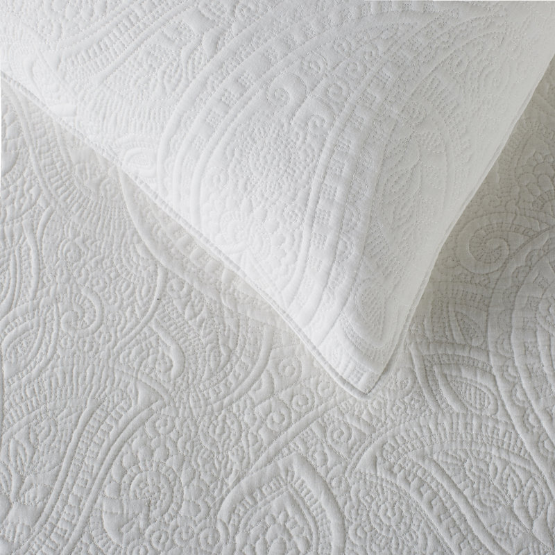 Bristin Cotton Twill Paisley Quilt, Full/Queen, White