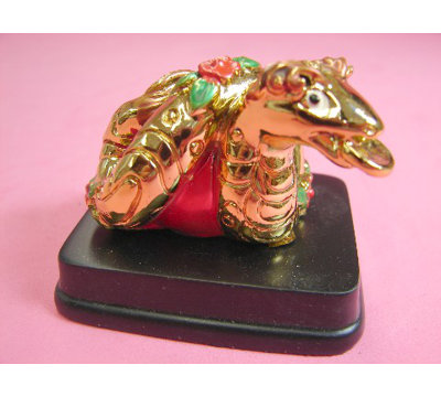 Figurine serpents pour l'année