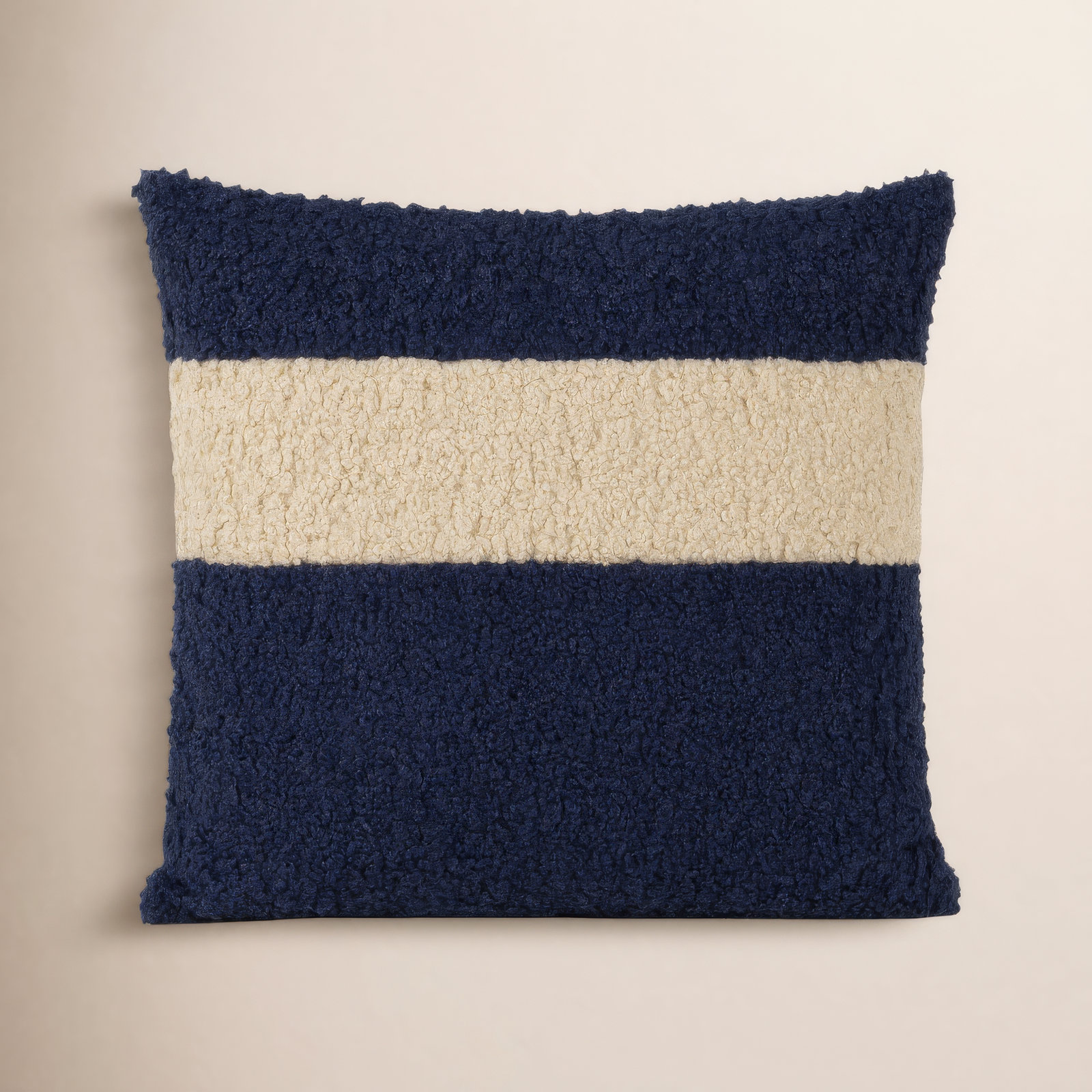 Hanka 20" x 20" Throw Pillow, Indigo