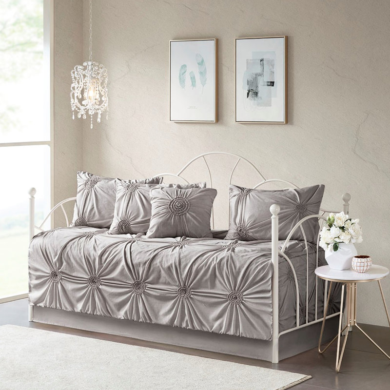 Housse de lit simple pour lit de jour gris foncé avec coussin en forme de losange de 6 po avec coussin