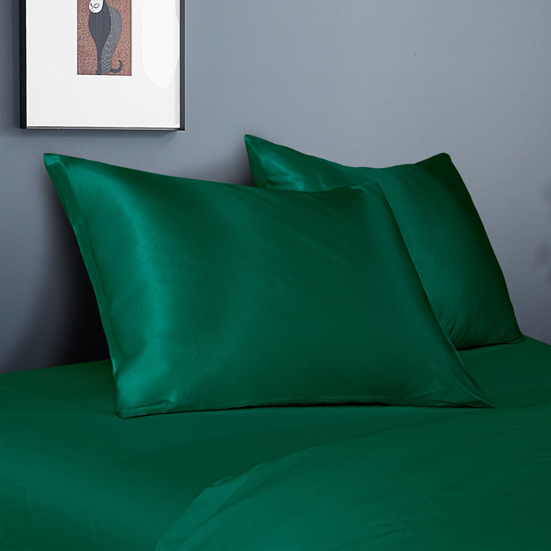 Taies d'oreiller en satin avec fermeture à enveloppe, Vert foncé, Taie d’oreiller standard