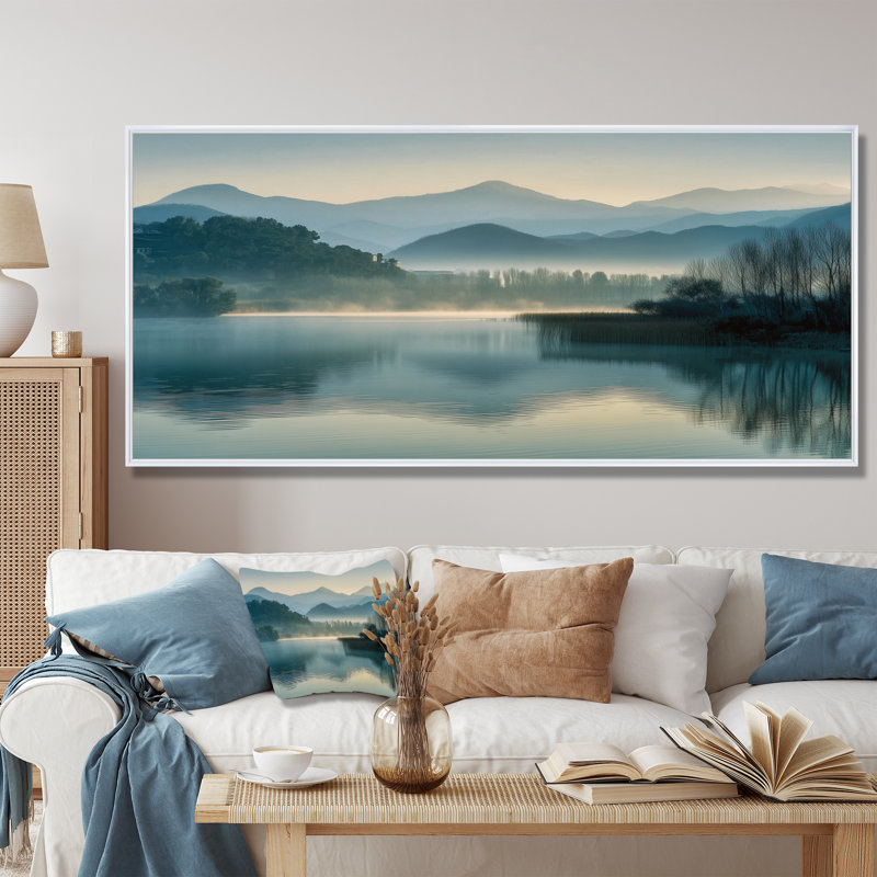 «Blue Serene Lake At Dawn With First Light», reproduction d'art sur toile, paysage bleu, H 28 po x l 60 po, Cadre flottant