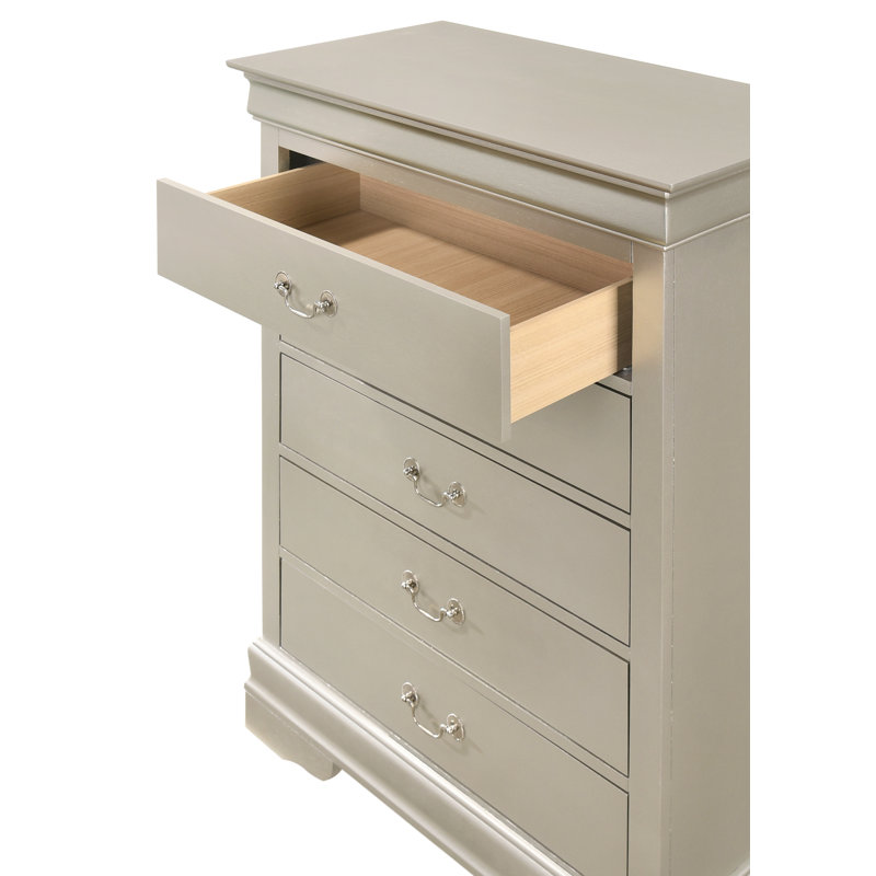 Louis Phillipe 31'' W 5 - Drawer Dresser