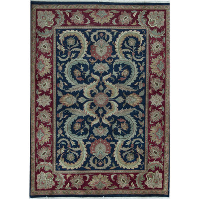 Hand Woven Wool Floral Area Rug