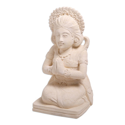 Crysti Figurines & Sculptures