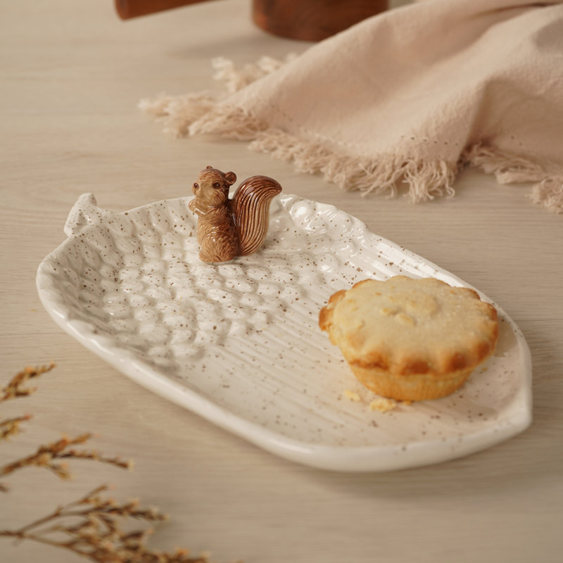  Squirrel Acorn Plate