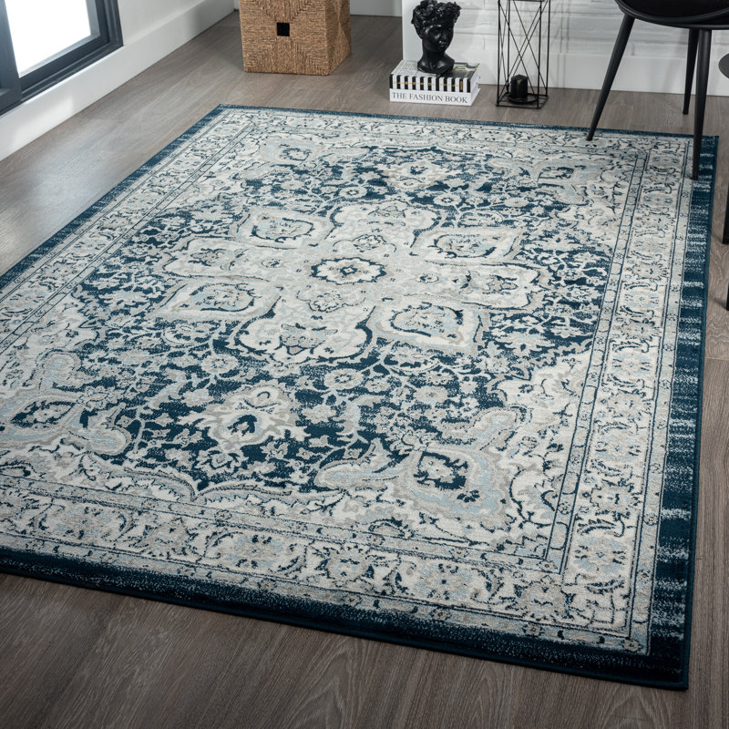 Dorsett Oriental Indoor Rug, Rectangle 5' x 7'