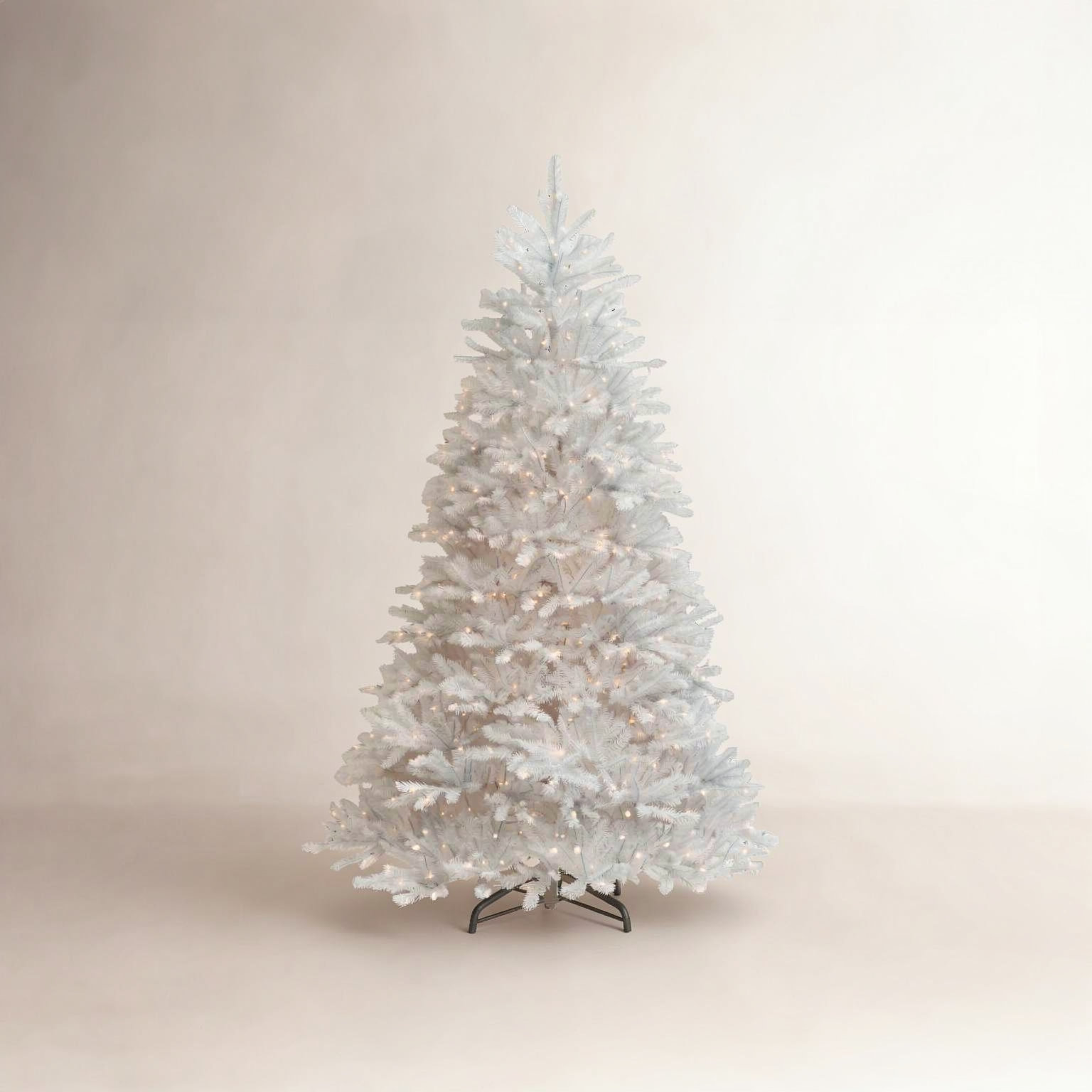Pre-Lit Fir Christmas Tree, 7.5'