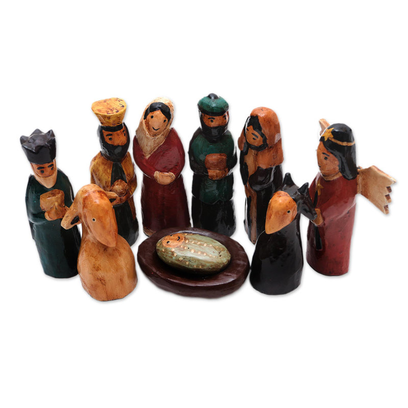 Crèche de Noël en bois fabriquée à la main «The Holiday Aisle®» (9 pièces)
