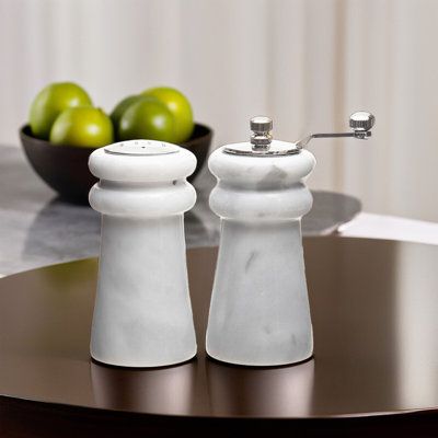 Brand No Salt And Pepper Shaker Set