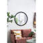 Le miroir 32 po à cadre perlé en métal crée un miroir mural de profondeur avec garniture et embellit le salon