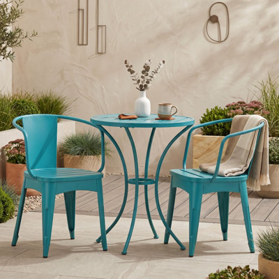 Ensemble bistro 3 pièces pour l'extérieur avec deux fauteuils à lattes et table à lattes ronde