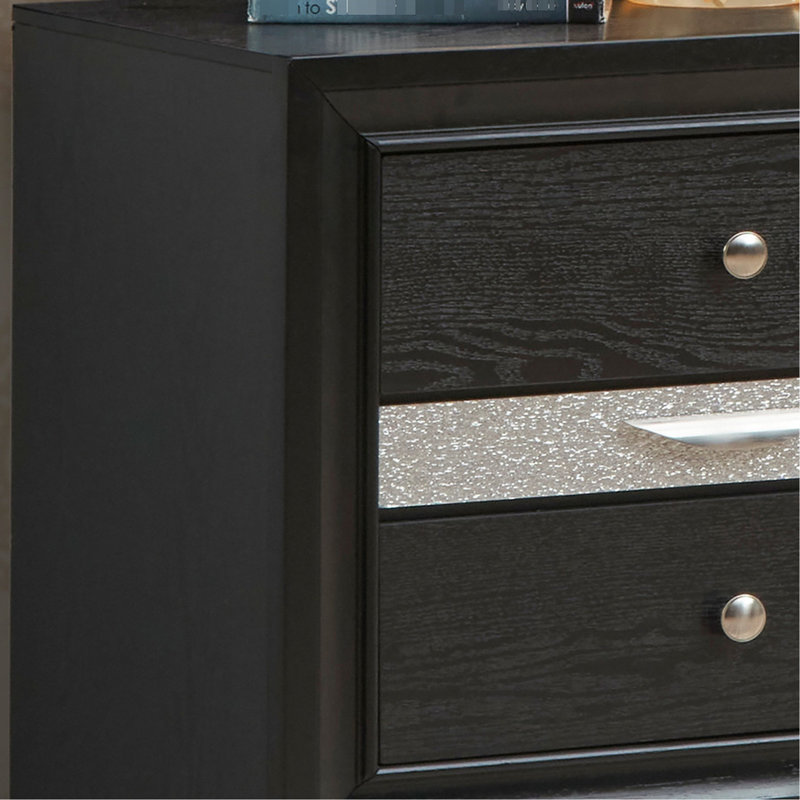 Table de chevet moderne en noir: intérieur feutré et fonctionnalité spacieuse