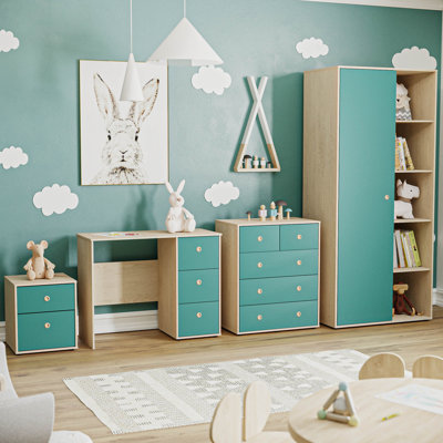 Kaeson Bedroom Set