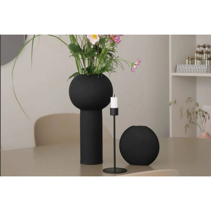 Élégant vase en céramique noire, 5,1 po x 10,6 po x 5,1 po | 100% céramique de haute qualité, idéale pour la décoration intérieure | Parfait pour les fleurs fraîches et les centres de table élégants | Conception moderne pour rehausser tout espace