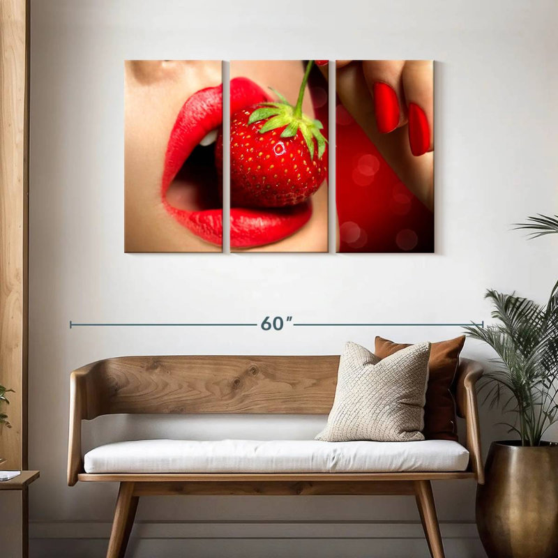 Yarlin Strawberry Lips, 28" H x 45" W