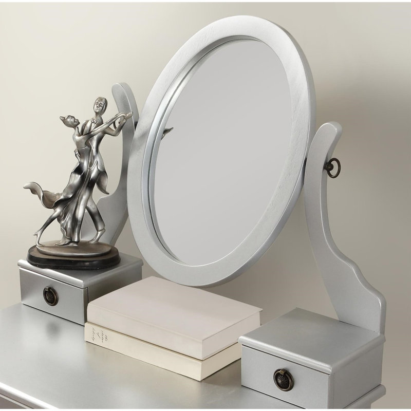 Dontay Vanity, Silver