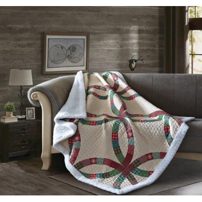 Boligee Quilted Throw Blanket