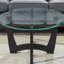 Table basse 48 po ovale en verre, bois massif noir, bureau, appartement, plateau à gratter, base en bois, différents environnements, facile à nettoyer-356341375