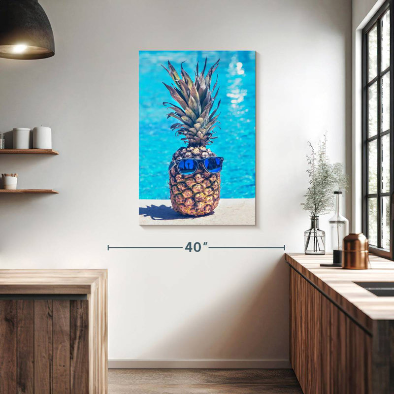 Yarlin Cool Pineapple, 39" H x 26" W