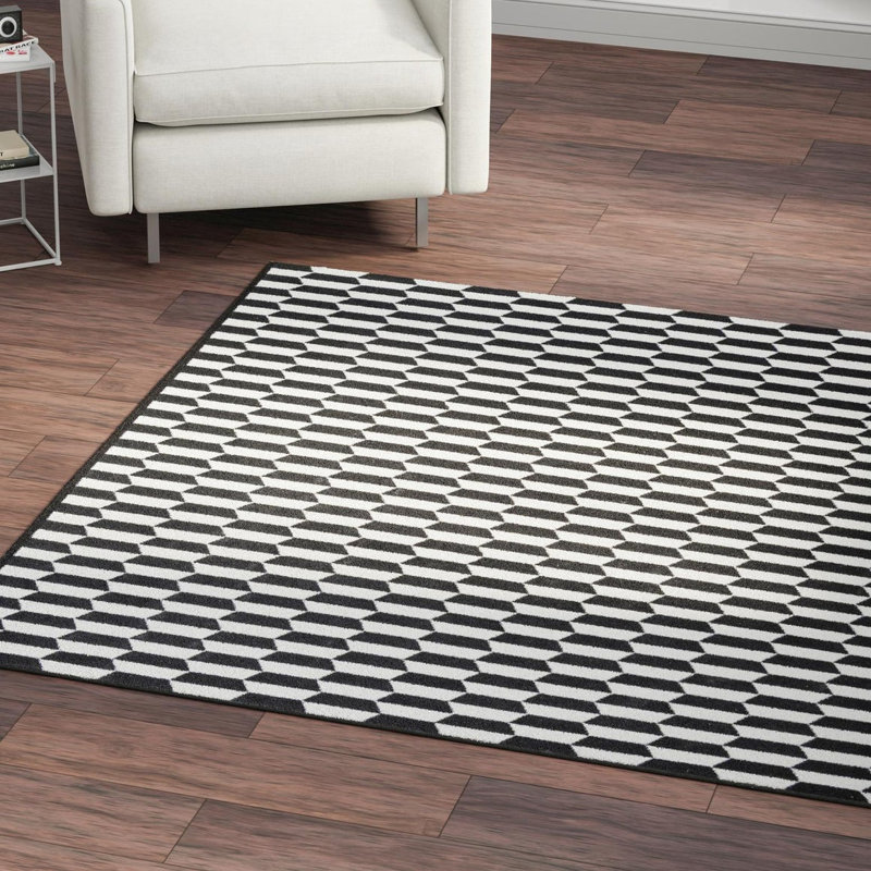 Lucerito Geometric Indoor Rug, Square 7'10"