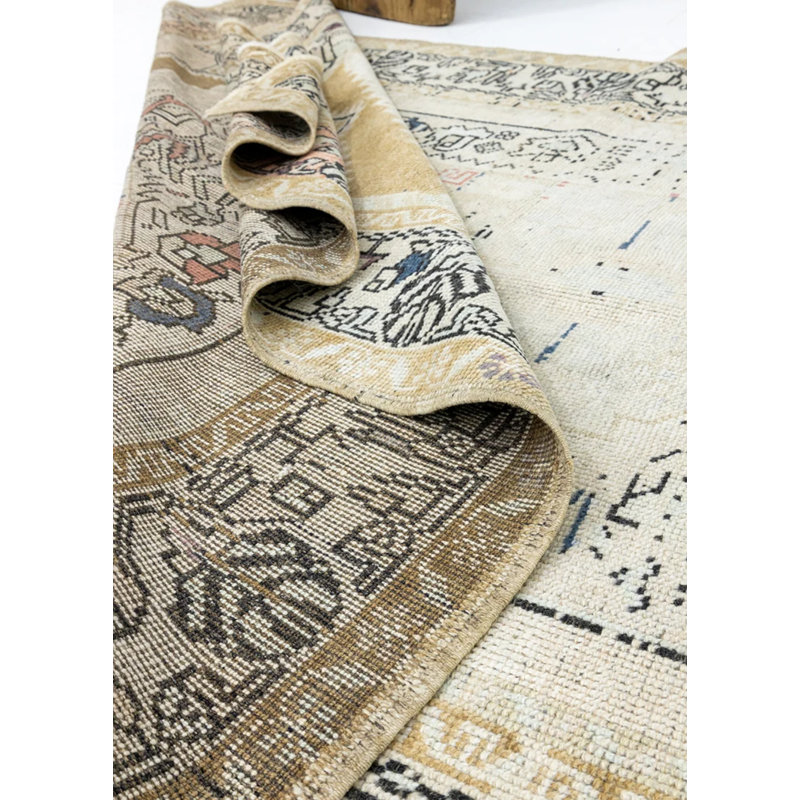 Vintage One-of-a-Kind 4'9" X 8'10" 1950s Wool Area Rug Beige